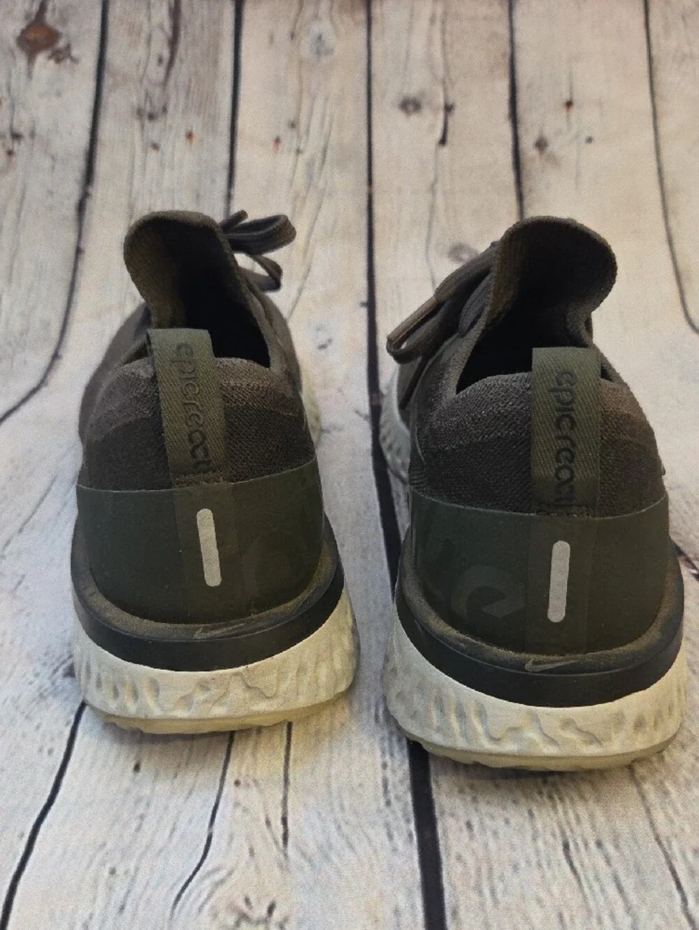 Nike Epic React Flyknit Olive Sneakers Size 8 Womens